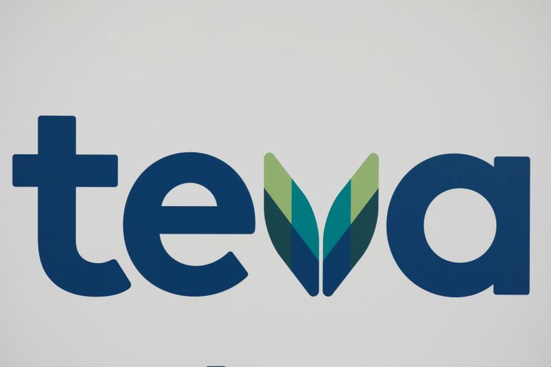 &copy; Reuters. FILE PHOTO: The logo of Teva Pharmaceutical Industries is seen in Tel Aviv, Israel February 19, 2019. REUTERS/Amir Cohen/File Photo