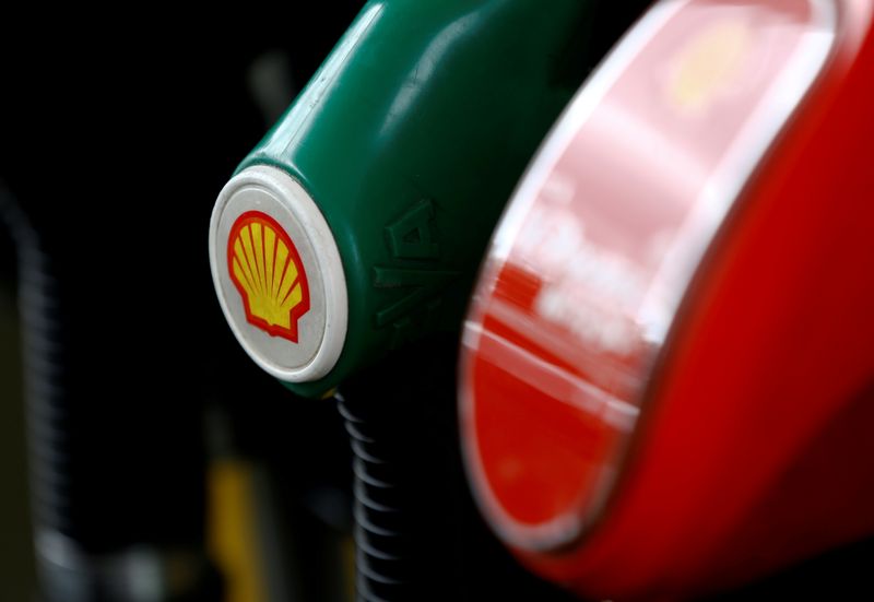 Third Point builds $750 million stake in Shell, urges breakup