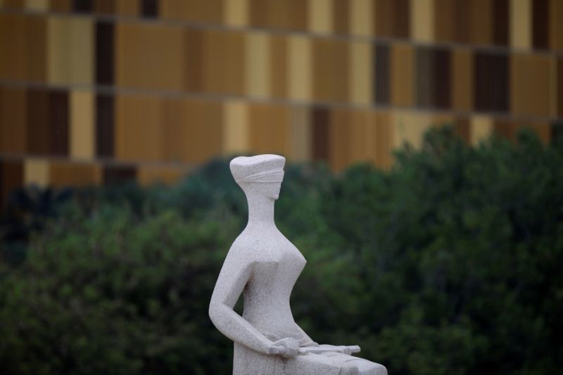 &copy; Reuters. Estátua da Justiça em Brasília
23/11/2017 REUTERS/Ueslei Marcelino