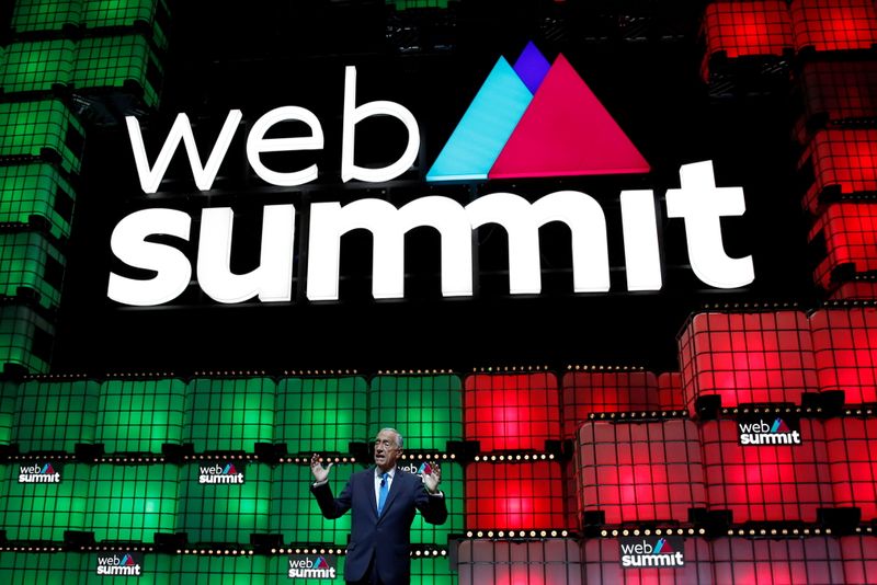 &copy; Reuters. FILE PHOTO: Portugal's President Marcelo Rebelo de Sousa speaks at the closing ceremony of the Web Summit, in Lisbon, Portugal, November 7, 2019. REUTERS/Pedro Nunes/File Photo
