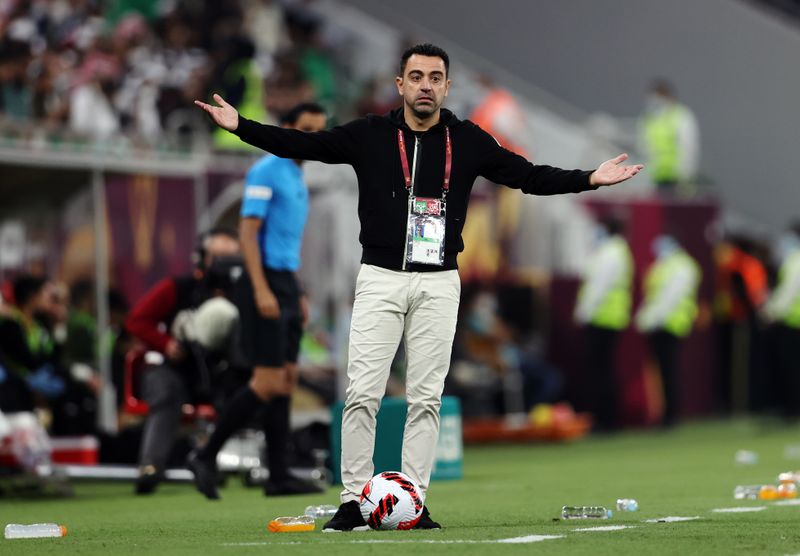 © Reuters. Imagen de archivo del técnico del Al Sadd, Xavi, durante el partido contra el Al Rayyan por la final de la Copa Emir del fútbol qatarí en el Estadio Al Thumama, de Al Thumama, Qatar. 22 de octubre, 2021. REUTERS/Ibraheem Al Omari/Archivo