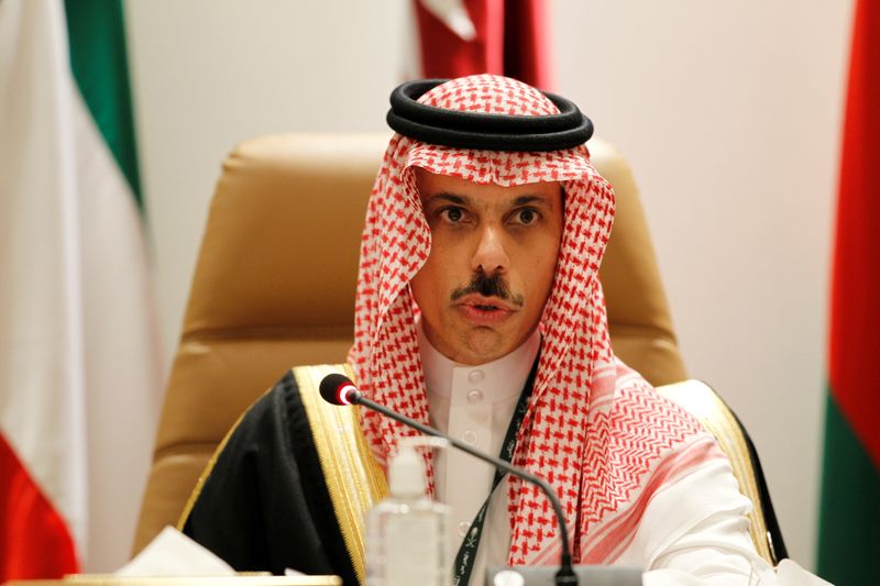 &copy; Reuters. وزير الخارجية السعودي الأمير فيصل بن فرحان آل سعود أثناء مشاركته في قمة العلا يوم 5 يناير كانون الثاني 2021. رويترز
