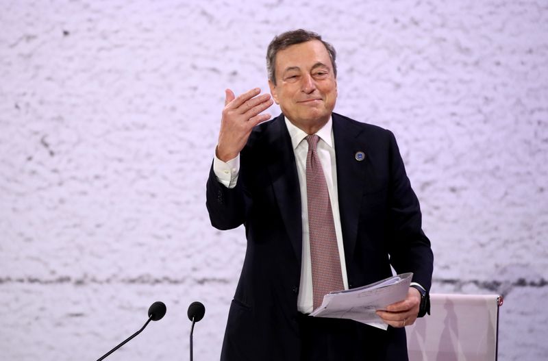 &copy; Reuters. Premiê da Itália, Mario Draghi, durante entrevista coletiva em Roma
31/10/2021 REUTERS/Yara Nardi