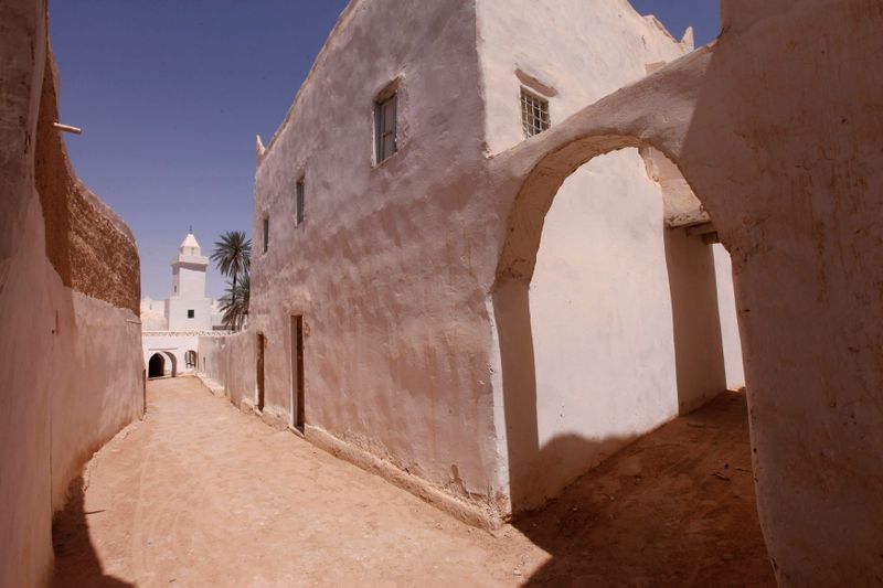 &copy; Reuters. ممر خاو في مدينة غدامس المصنفة من اليونسكو ضمن قائمة التراث العالمي في ليبيا في صورة من أرشيف رويترز.