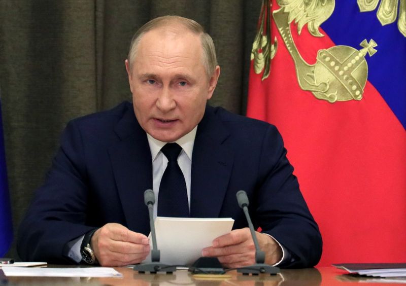 &copy; Reuters. Presidente da Rússia, Vladimir Putin, durante reunião em Sochi
01/11/2021 Sputnik/Evgeniy Paulin/Kremlin via REUTERS