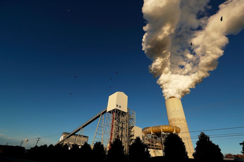 &copy; Reuters. FILE PHOTO: A view of Duke Energy's Marshall Power Plant in Sherrills Ford, North Carolina, U.S. November 29, 2018.  Picture taken November 29, 2018. REUTERS/Chris Keane/File Photo