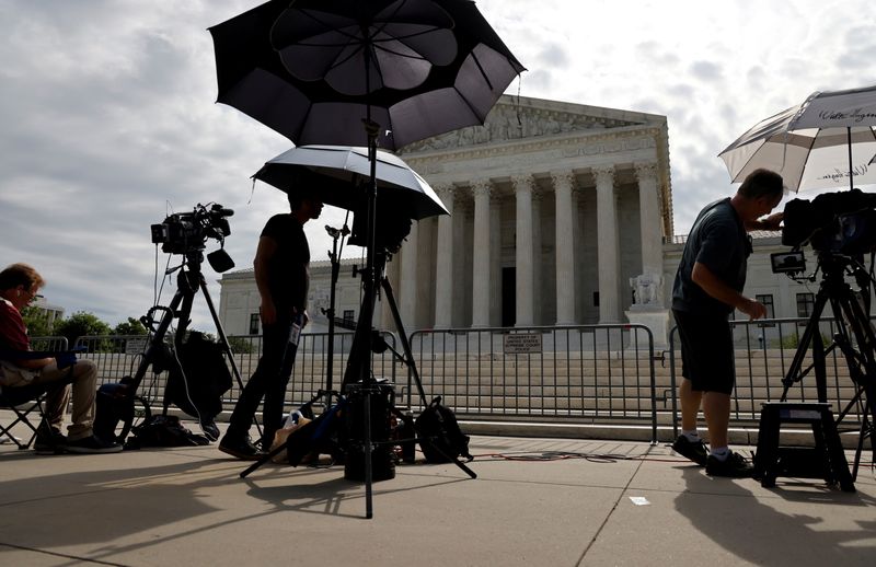 U.S. Supreme Court weighs free-speech fight over Texas college censure