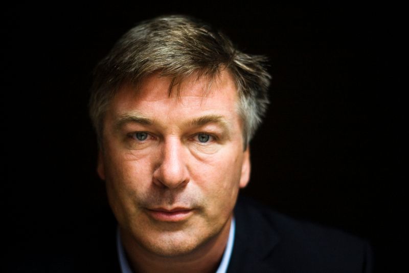 &copy; Reuters. Ator Alec Baldwin posa para foto durante Festival de Cinema de Toronto
08/09/2008 REUTERS/Mark Blinch