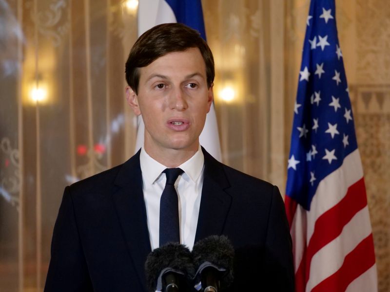 © Reuters. FILE PHOTO: U.S. White House Senior Adviser Jared Kushner, who accompanied an Israeli delegation, speaks during a visit to Rabat, Morocco December 22, 2020. REUTERS/Shereen Talaat/File Photo