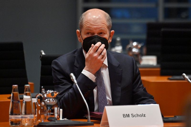 &copy; Reuters. German Finance Minister and Vice-Chancellor Olaf Scholz attends the weekly cabinet meeting at the Chancellery in Berlin, Germany, November 3, 2021. John Macdougall/Pool via REUTERS