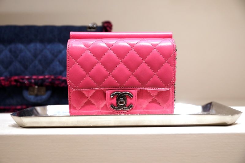 &copy; Reuters. FILE PHOTO: A luxury handbag from Chanel is displayed at The RealReal shop, a seven-year-old online reseller of luxury items on consignment in the Soho section of Manhattan, in New York City, New York, U.S., May 18, 2018. REUTERS/Mike Segar