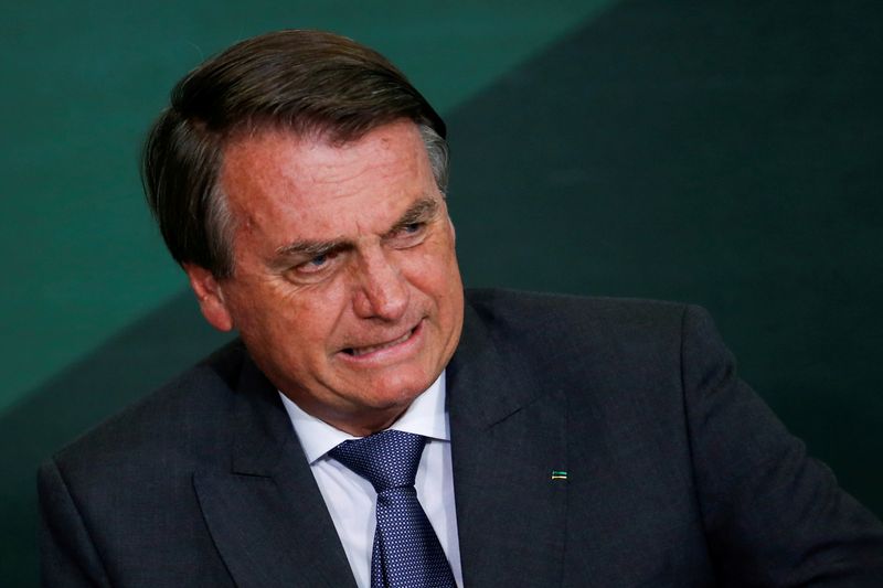 &copy; Reuters. Presidente Jair Bolsonaro durante cerimônia no Palácio do Planalto
25/10/2021 REUTERS/Adriano Machado