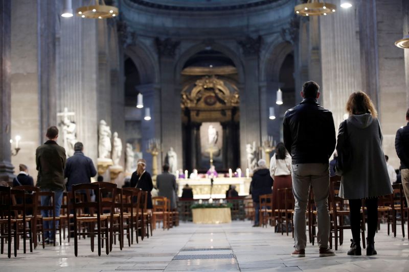 © Reuters. La conférence des évêques de France a dit vendredi reconnaître la 