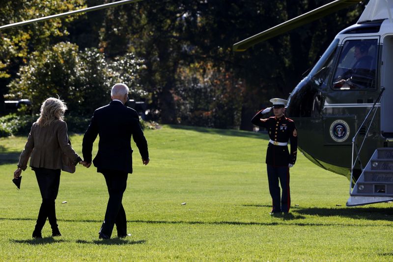 &copy; Reuters. Presidente Biden e a primeira-dama partem para Delaware 
6/11/2021
REUTERS/Jonathan Ernst