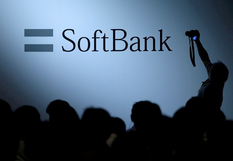 &copy; Reuters. FILE PHOTO: The logo of SoftBank Group Corp is displayed at SoftBank World 2017 conference in Tokyo, Japan, July 20, 2017. REUTERS/Issei Kato