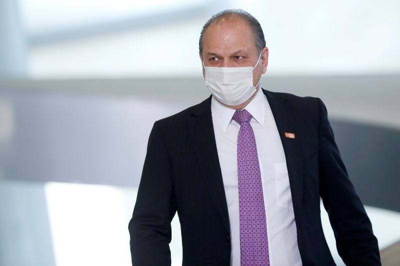 &copy; Reuters. Líder do governo na Câmara, Ricardo Barros, antes de cerimônia no Palácio do Planalto
13/07/2021 REUTERS/Adriano Machado