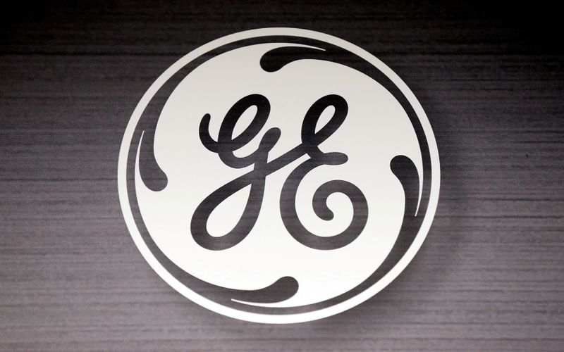 &copy; Reuters. FILE PHOTO: The General Electric logo is seen in a Sears store in Schaumburg, Illinois, September 8, 2014.  REUTERS/Jim Young/File Photo