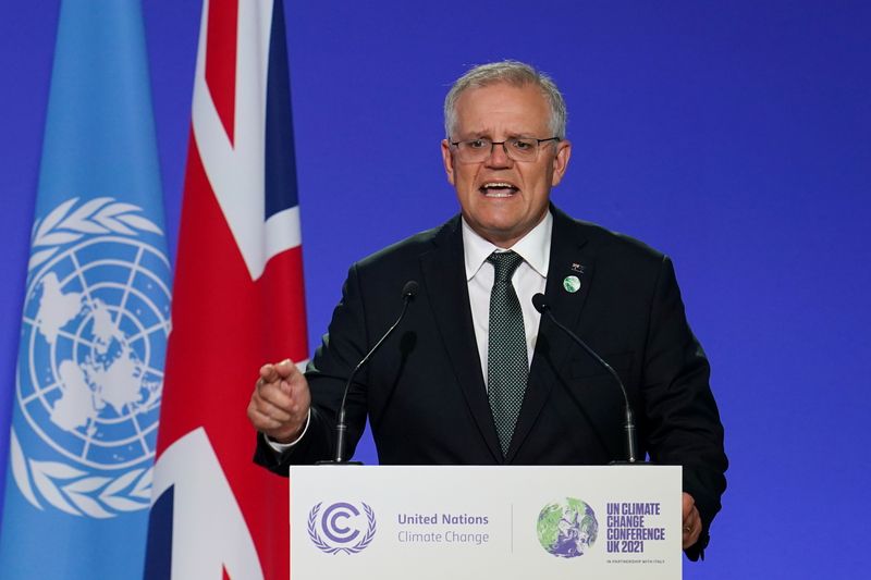 &copy; Reuters.     オーストラリアのモリソン首相は１０日、低炭素化技術を開発する企業への投資向けに１０億豪ドル（７億４０００万米ドル）の基金を設立すると発表した。写真はCOP26で演説する同首相
