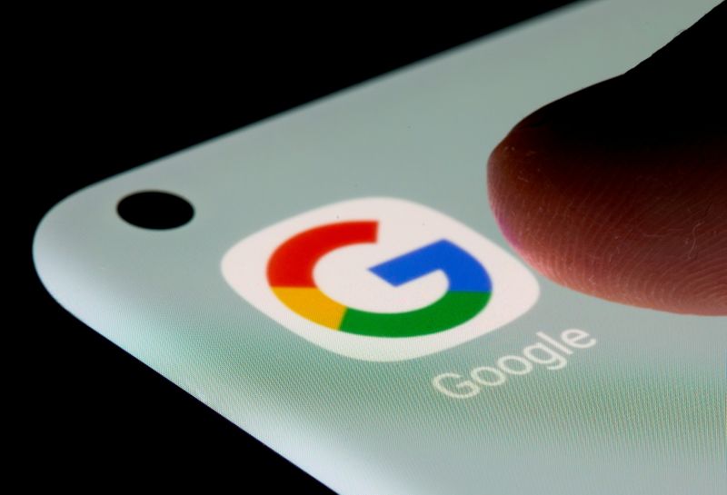 &copy; Reuters. FILE PHOTO: Google app is seen on a smartphone in this illustration taken, July 13, 2021. REUTERS/Dado Ruvic//File Photo