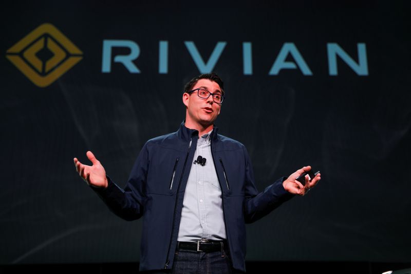 &copy; Reuters. FILE PHOTO: R.J. Scaringe, Rivian's 35-year-old CEO, introduces his company's R1T all-electric pickup and all-electric R1S SUV at Los Angeles Auto Show in Los Angeles, California, U.S. November 27, 2018.  REUTERS/Mike Blake/File Photo