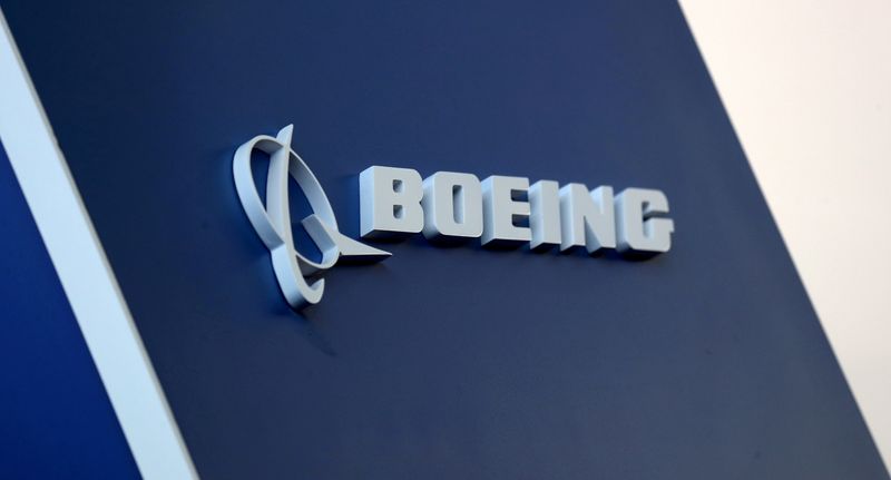 © Reuters. FILE PHOTO: The Boeing logo is pictured at the Latin American Business Aviation Conference & Exhibition fair at Congonhas Airport in Sao Paulo, Brazil August 14, 2018. REUTERS/Paulo Whitaker//File Photo