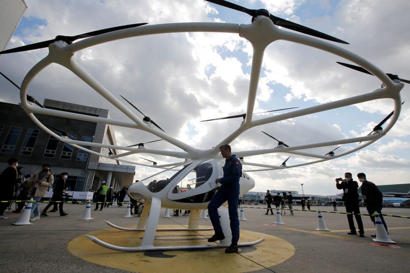 &copy; Reuters. A pilot gets off a "Volocopter 2X" drone taxi during an Urban Air Mobility Airport Demo event at Gimpo Airport in Seoul, South Korea, November 11, 2021. REUTERS/Heo Ran