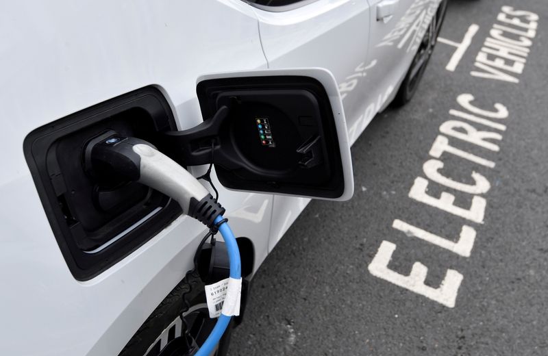 © Reuters. Ponto de recarga de veículos elétricos em Londres, Reino Unido
19/10/2021
REUTERS/Toby Melville