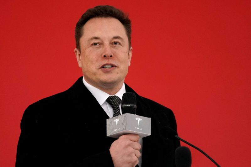 &copy; Reuters. FILE PHOTO: Tesla CEO Elon Musk attends the Tesla Shanghai Gigafactory groundbreaking ceremony in Shanghai, China January 7, 2019. REUTERS/Aly Song/File Photo