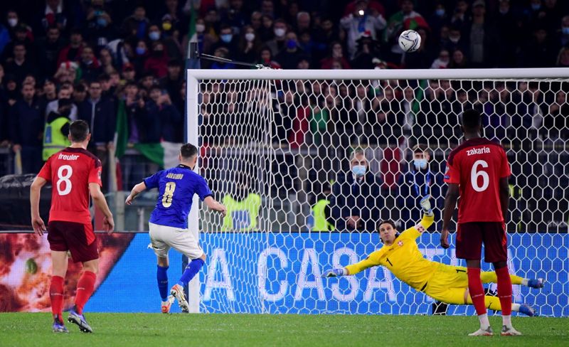 &copy; Reuters. Cena da partida entre Itália e Suíça, pelas eliminatórias da Copa do Mundo. 12/11/2021 REUTERS/Alberto Lingria    