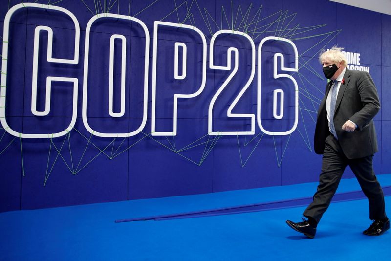 &copy; Reuters. FILE PHOTO: Britain's Prime Minister Boris Johnson arrives for the UN Climate Change Conference (COP26) in Glasgow, Scotland, Britain, November 10, 2021. REUTERS/Phil Noble/Pool/File Photo