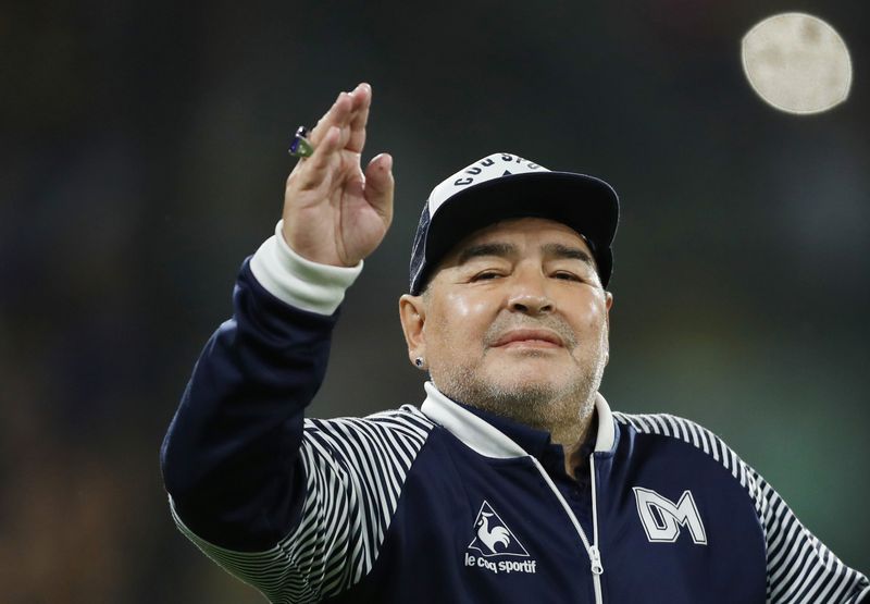 &copy; Reuters. Diego Maradona antes de partida do Gimnasia y Esgrima contra o Boca Juniors em Buenos Aires
07/03/2021
REUTERS/Agustín Marcarián