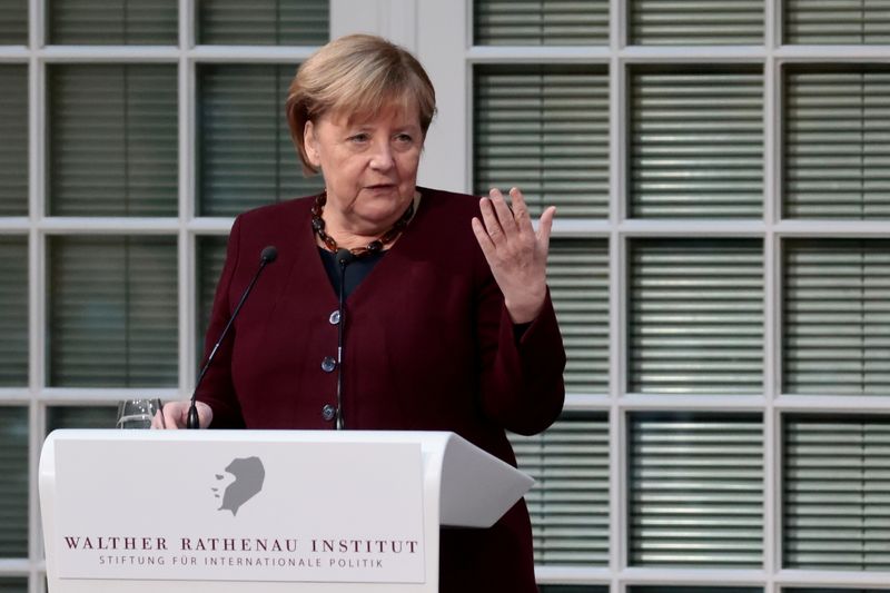 &copy; Reuters. Chanceler alemã, Angela Merkel, em Berlim
05/11/2021 REUTERS/Hannibal Hanschke