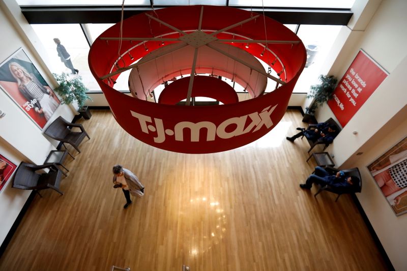 &copy; Reuters. FILE PHOTO: FILE PHOTO: A T.J. Maxx store which is owned by TJX Cos Inc in Pasadena, California U.S., May 15, 2017.   REUTERS/Mario Anzuoni/File Photo/File Photo