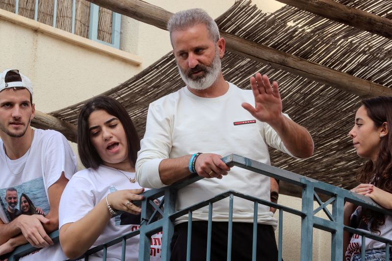 Turkey releases Israeli couple held for photographing Erdogan's residence