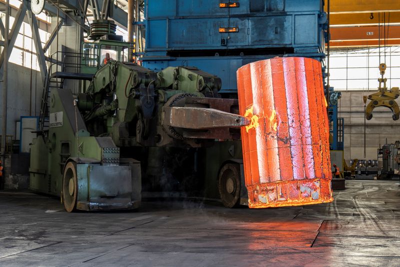 &copy; Reuters. A general view of the Giva Group owned Forgiatura A. Vienna steel plant in northern Italy where Milan-based gas transporter Snam successfully tested a mix of natural gas and 30% hydrogen to fire furnaces.    Snam/Handout via REUTERS 