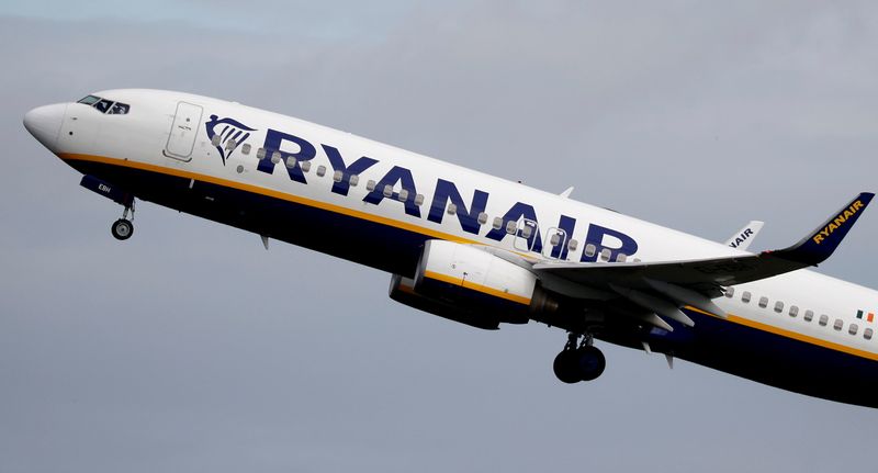 &copy; Reuters. FILE PHOTO: A Ryanair plane takes off from Manchester Airport as the spread of the coronavirus disease (COVID-19) continues in Manchester, Britain June 21, 2020.  REUTERS/Phil Noble/File Photo