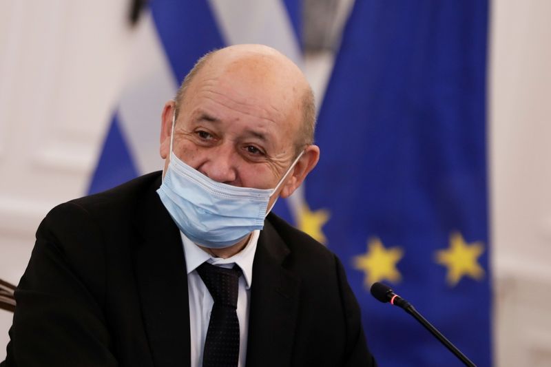 &copy; Reuters. Le ministre français des Affaires étrangères, Jean-Yves Le Drian, a prévenu que l'accord sur le nucléaire iranien ne serait qu'une coquille vide si la participation de Téhéran lors de la reprise des discussions sur le sujet à la fin du mois n'éta