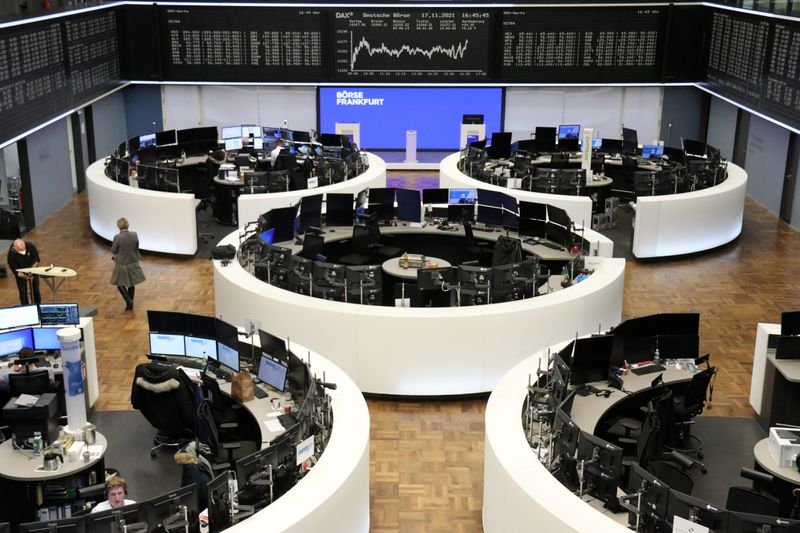 &copy; Reuters. FILE PHOTO: The German share price index DAX graph is pictured at the stock exchange in Frankfurt, Germany, November 17, 2021. REUTERS/Staff