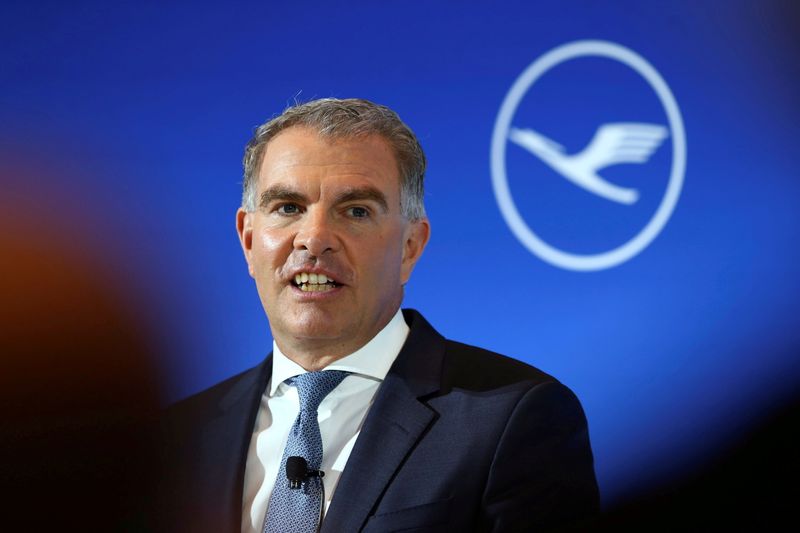 Lufthansa eyes Boeing freighter as cargo grabs spotlight