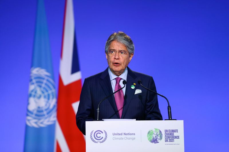 &copy; Reuters. FILE PHOTO: Ecuador's president, Guillermo Lasso, speaks during the UN Climate Change Conference (COP26) in Glasgow, Scotland, Britain, November 2, 2021. Adrian Dennis/Pool via REUTERS