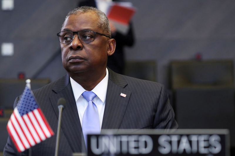 &copy; Reuters. FILE PHOTO: U.S. Defence Secretary Lloyd Austin attends a NATO Defence Ministers meeting at the Alliance headquarters in Brussels, Belgium, October 21, 2021. REUTERS/Pascal Rossignol/File Photo
