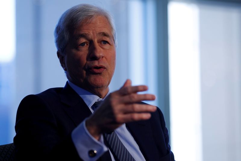 &copy; Reuters. FILE PHOTO: JP Morgan CEO Jamie Dimon speaks at the Boston College Chief Executives Club luncheon in Boston, Massachusetts, U.S., November 23, 2021.    REUTERS/Brian Snyder