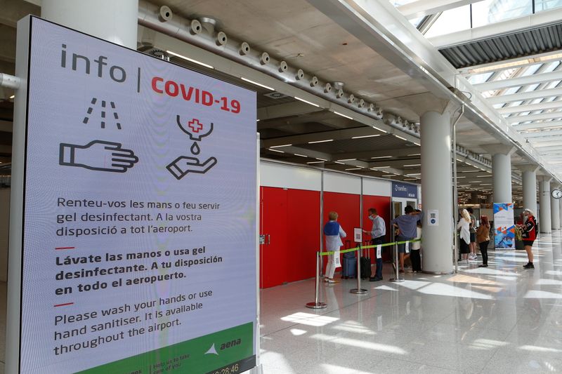 España suspenderá los vuelos a Sudáfrica y Botsuana por la nueva variante de COVID-19
