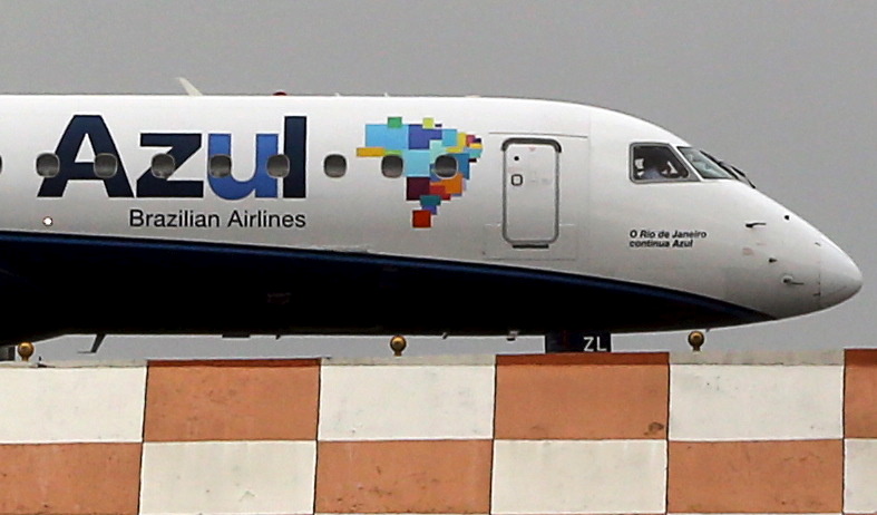 © Reuters. Aeronave da Azul no eropoto de Congonhas, São Paulo
24/11/2015
REUTERS/Paulo Whitaker