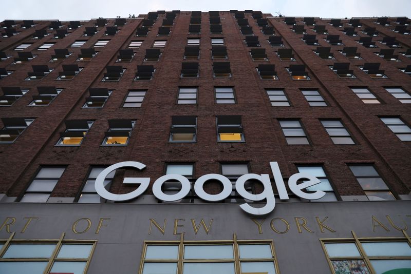 © Reuters. Logotipo do Google, em escritório em Nova York (EUA)
17/11/2021
REUTERS/Andrew Kelly