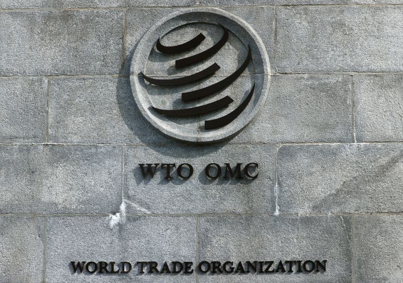 &copy; Reuters. 今週予定されていた世界貿易機関（ＷＴＯ）の閣僚会議が延期されたことで、漁業補助金の問題や新型コロナウイルスワクチンの一段の普及に向けた動きが数カ月にわたり膠着状態となるこ