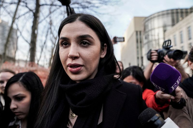 &copy; Reuters. FILE PHOTO: Emma Coronel Aispuro, the wife of Joaquin Guzman, the Mexican drug lord known as "El Chapo", exits the Brooklyn Federal Courthouse during the trial in the Brooklyn borough of New York, U.S., February 5, 2019. REUTERS/Jeenah Moon/File Photo