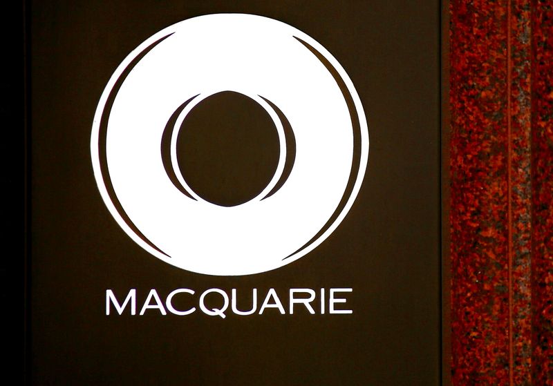 &copy; Reuters. FILE PHOTO: The logo of Australia's biggest investment bank Macquarie Group Ltd adorns the main entrance to their Sydney office headquarters in Australia, October 28, 2016. REUTERS/David Gray