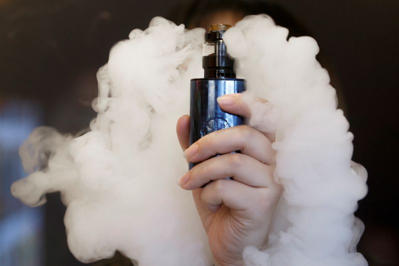 China issues draft rules requiring e-cigarette firms obtain licences