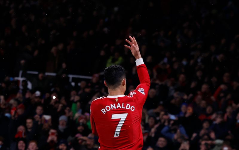 &copy; Reuters. Cristiano Ronaldo comemora gol marcado na vitória do Manchester United
02/12/2021
REUTERS/Phil Noble